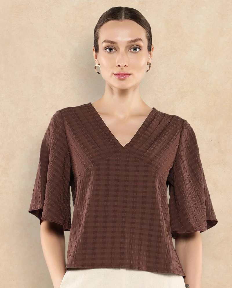 Rareism Women's Textured V-Neck Top