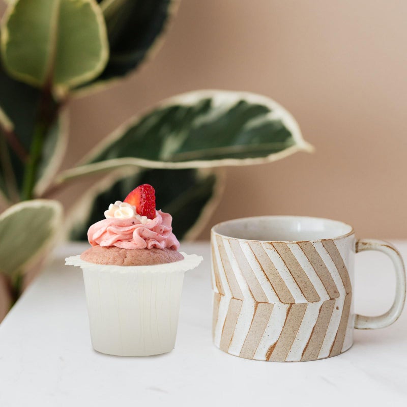 White Heat Resistant Paper Baking Cups 30 Pieces Disposable Muffin and Dessert Holders - Image 5