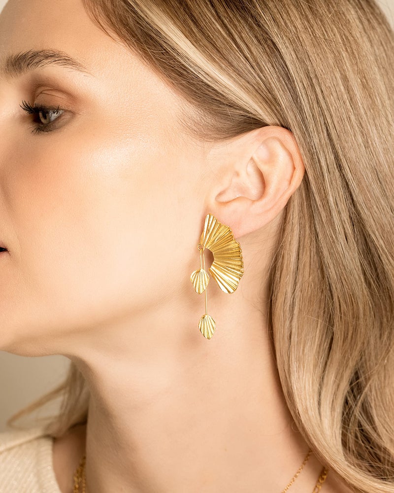 SNGIA 18K Gold Plated Statement Earrings for Women by SNGIA, Chunky Dangle Leaf Fan Shape Flower Earrings, Vintage Boho Accessories by SNGIA, 18K Gold Plated Trendy Fashion Jewelry Gifts - Image 4
