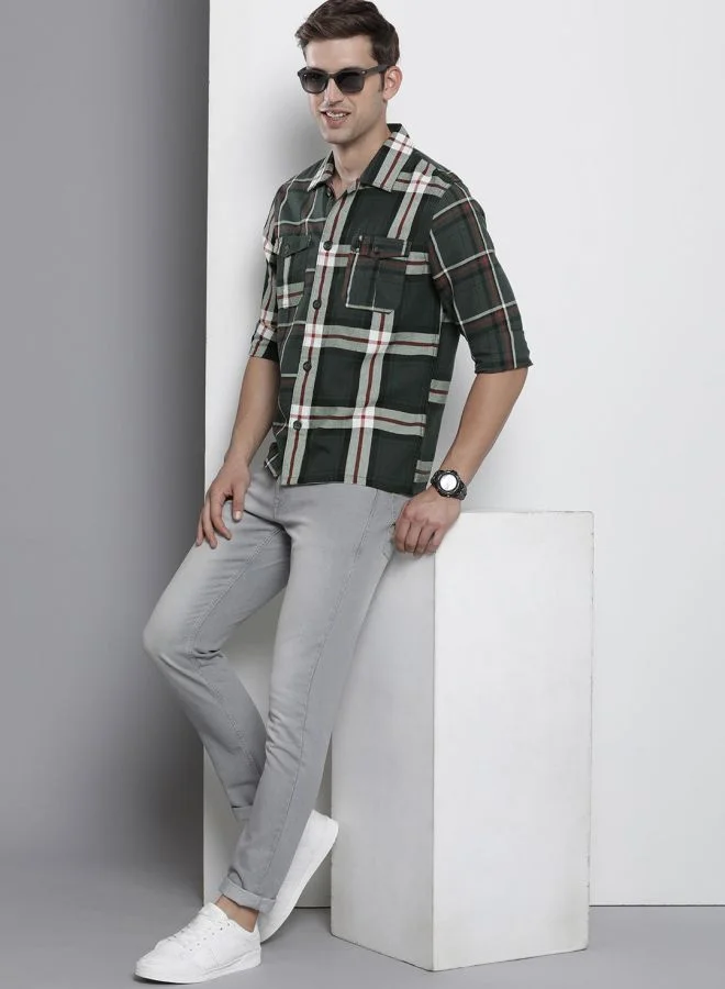 شركة المرآب الهندية Men Regular Fit Checkered Full Sleeves Convertible Collar Double Flap Pocket Street Wear Over Shirt
