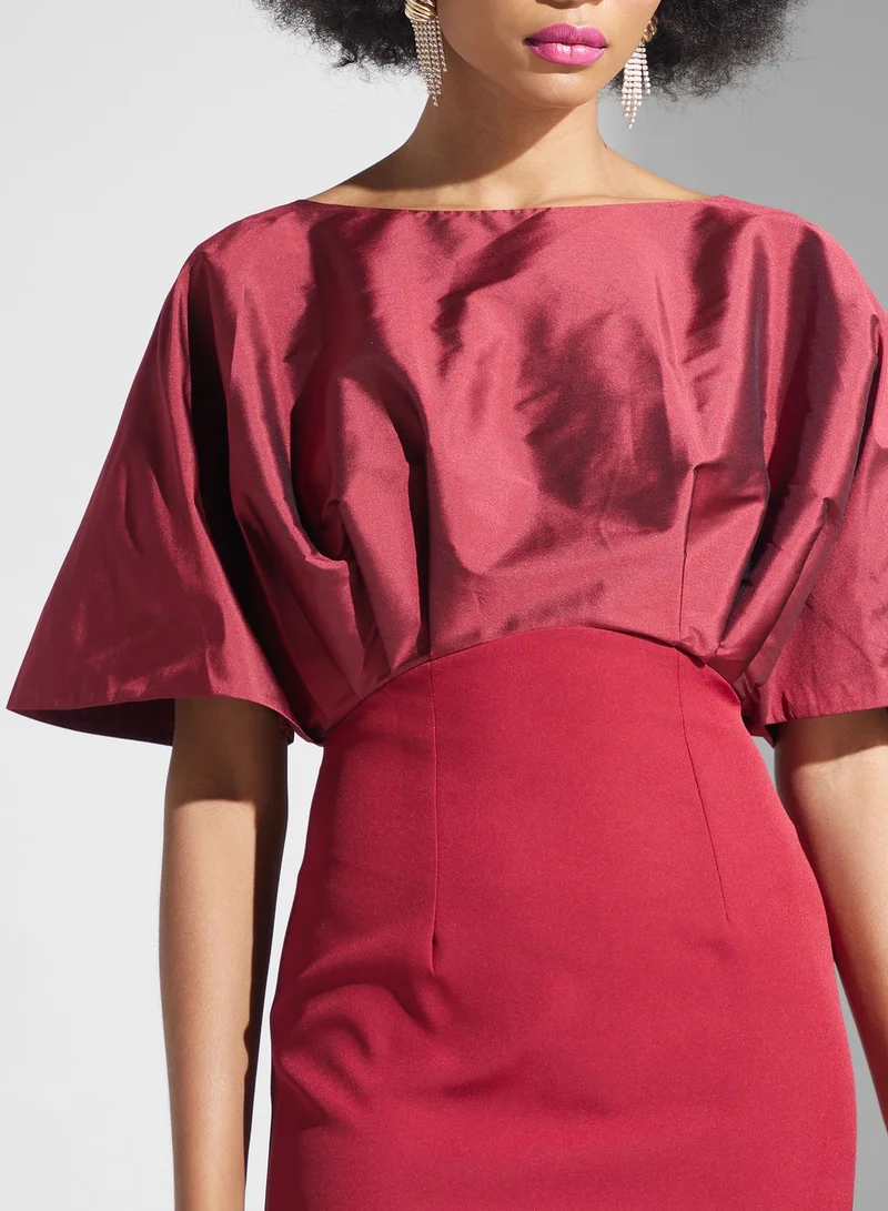 CHASE Crew Neck Cape Sleeve Dress