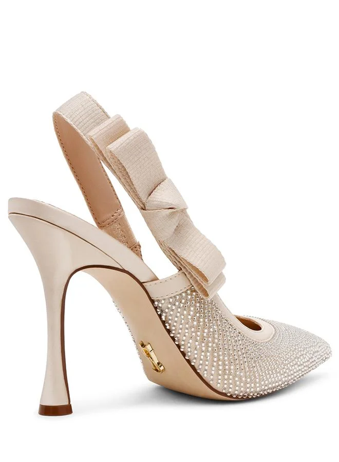ستيف مادن Brylie-B Ivory Women's Ankle-Strap Pumps