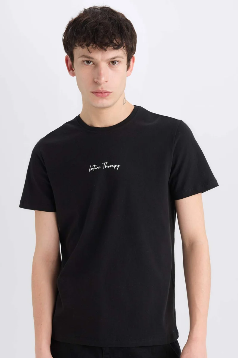ديفاكتو Slim Fit Crew Neck Printed Short Sleeve T-Shirt