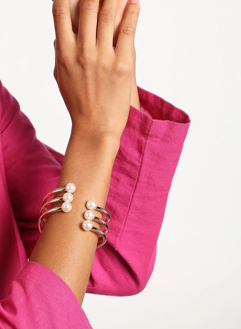 SOHI Party Artificial Bracelet Jewellery