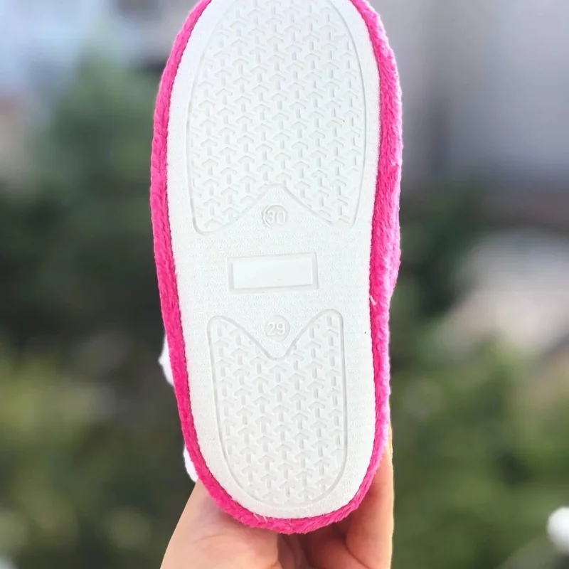 مايتشايلد Children's Slippers with Pompoms, Non-slip Sole Home Shoes, Kindergarten Nursery Shoes