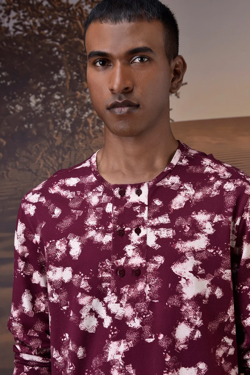 Genes Lecoanet Hemant تيشيرت قطن جيرسيه فردي بطلاء كرزي وملمس مصبوغ يدويًا