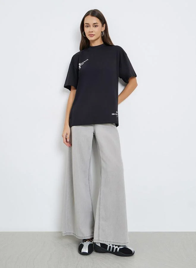 Styli Styli Black California Graphic Oversized T-Shirt