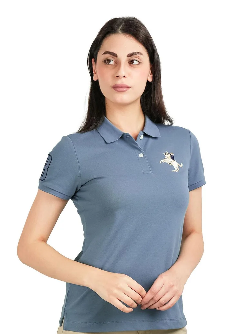 جيوردانو قميص بولو نسائي بقصّة Slim Fit مطرز بنقشة نابليون