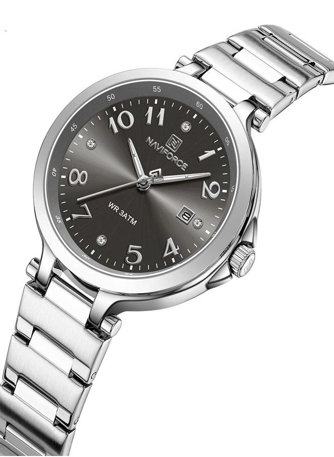 NAVIFORCE - Women's Water Resistant Analog Watch NF5033 - Image 1