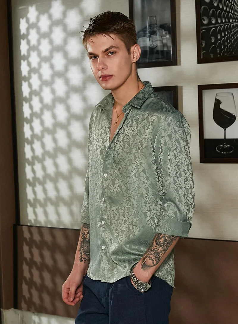 Campus Sutra Men's Olive Green Mozaic-Tactile Shirt