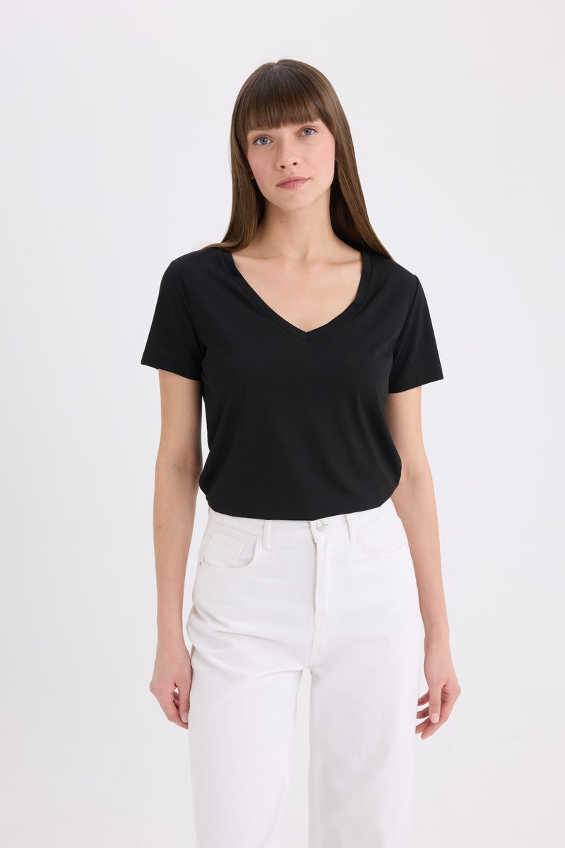 DeFacto Woman Regular Fit V Neck Basic Short Sleeve T-Shirt  - Image 2