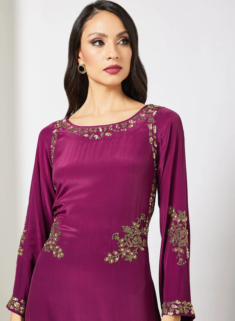 NIRRAAMYAA Embellished /Hand Embrodery Kaftan