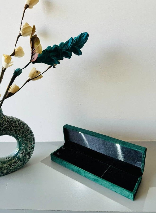 DSS Green Heavy Sued Velvet Chain Gift Box Velvet Flocked Jewelers Box - Image 2