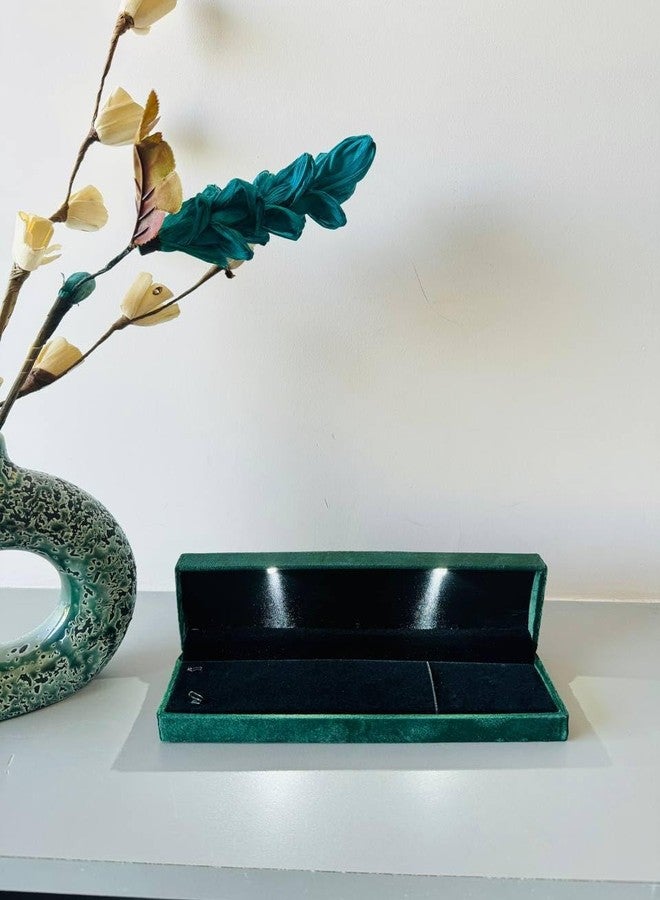 DSS Green Heavy Sued Velvet Chain Gift Box Velvet Flocked Jewelers Box - Image 4