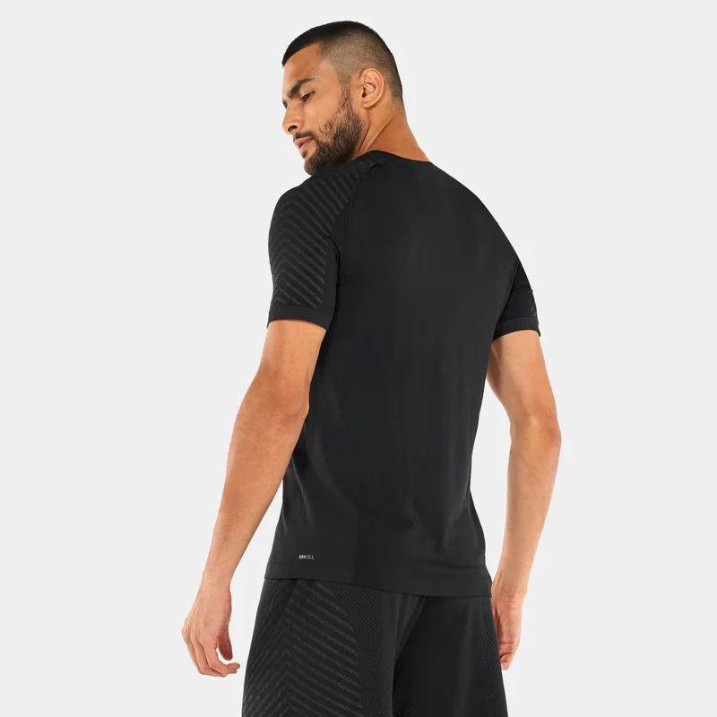 بوما تيشيرت تدريب رجالي فورمكنت بدون خياطة