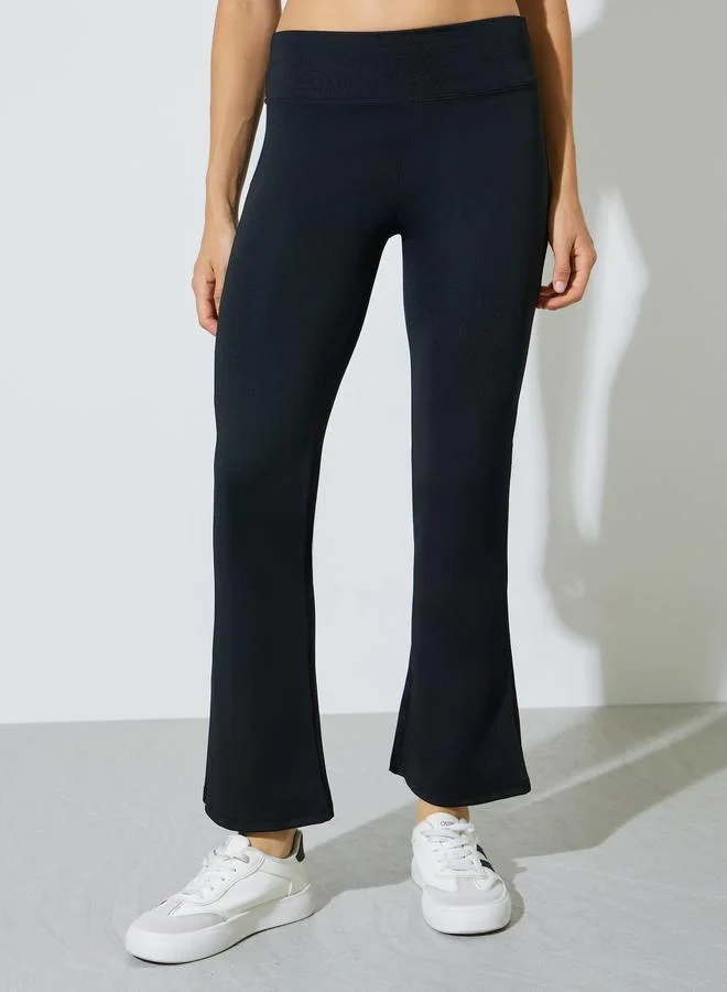 ستايلي Black Solid Flared Leggings