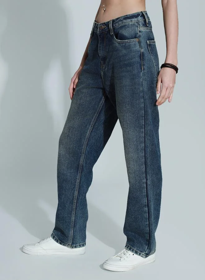 High Star Light Wash Mid Rise Relaxed Fit Jeans by Styli