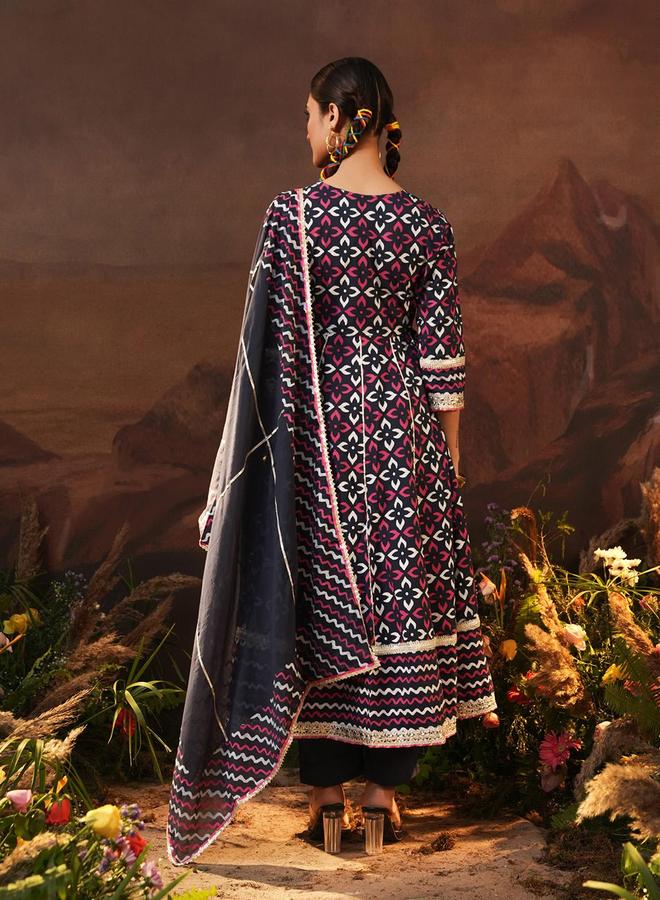 ISHIN Women's Navy Cotton Printed Tunic Upper Calf Length Palazzo Bottom Regular Fit 3 Peice Kurta Set - Image 2