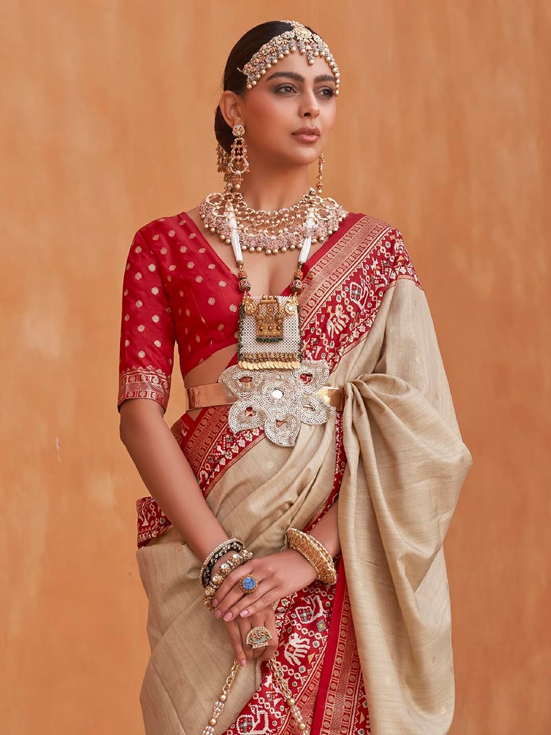SAREE MALL Woven Design Zari Work Pure Patola Silk Saree For Women With Unstitched Blouse Piece, Cream - Image 3
