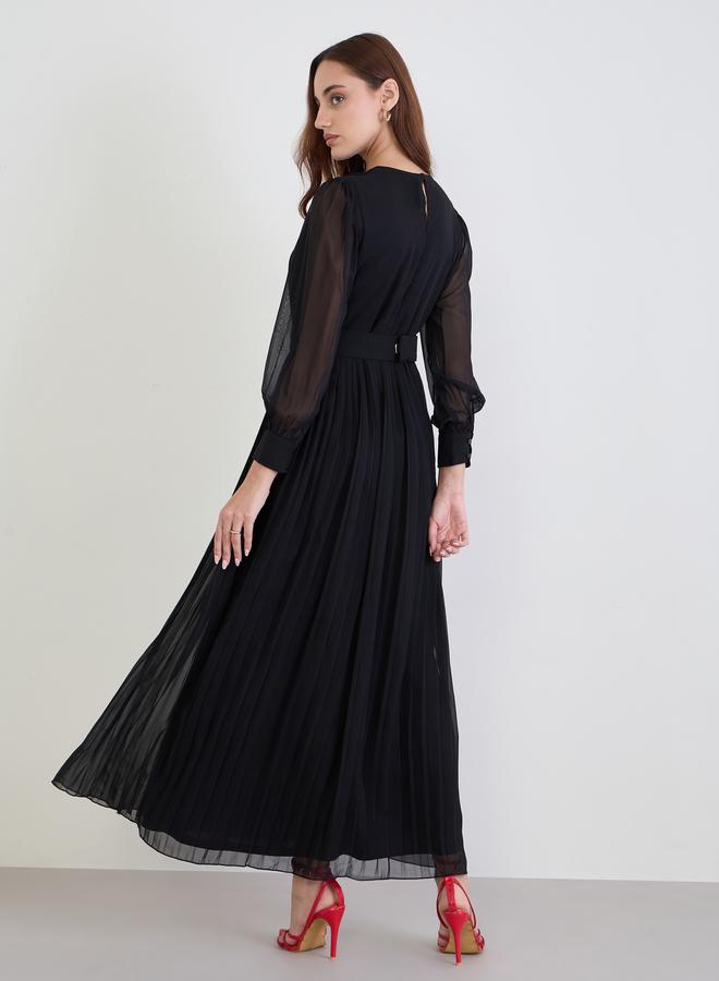 ستايلي فستان طويل بكسرات وياقة بشق - Image 5