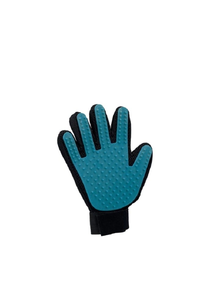 Trixie Fur Care Glove For Dogs & Cats - Image 3