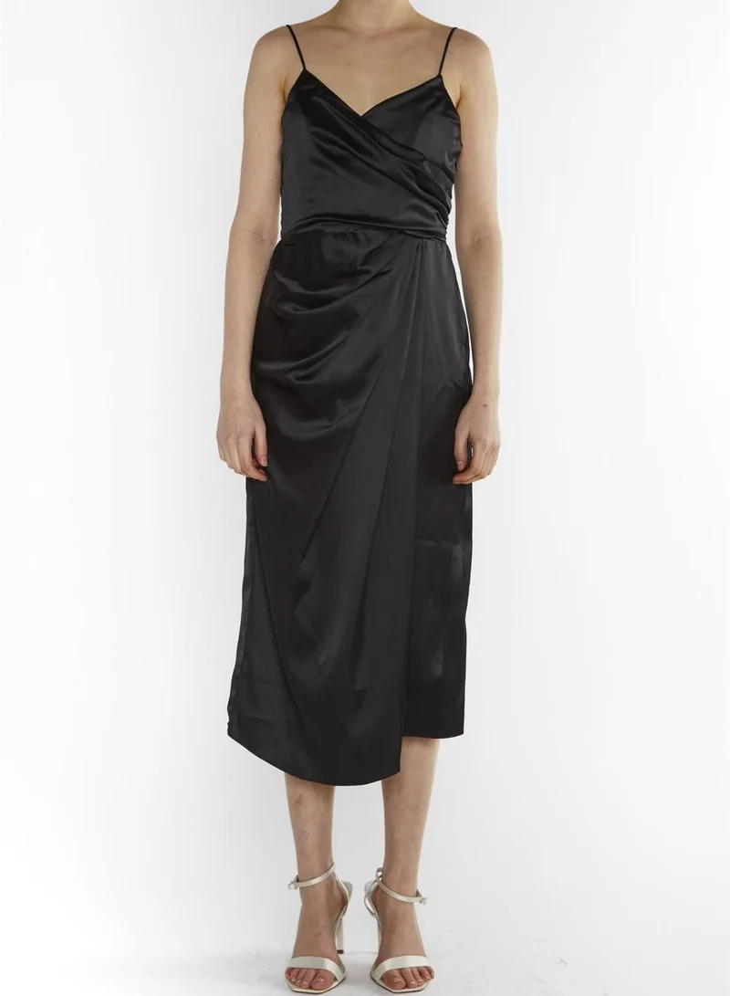 ترو ديكادينس Adele Black Wrap Midi-Dress