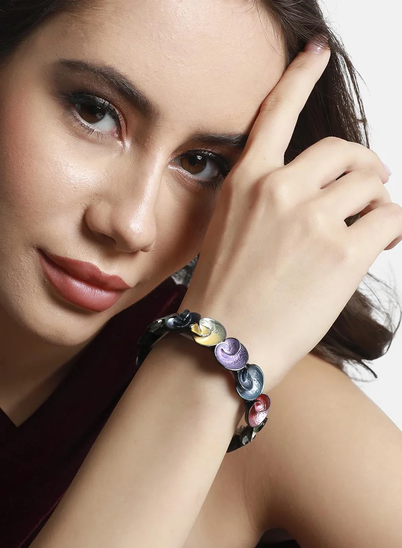 SOHI Metallic Swirl Artificial Bracelet Jewellery