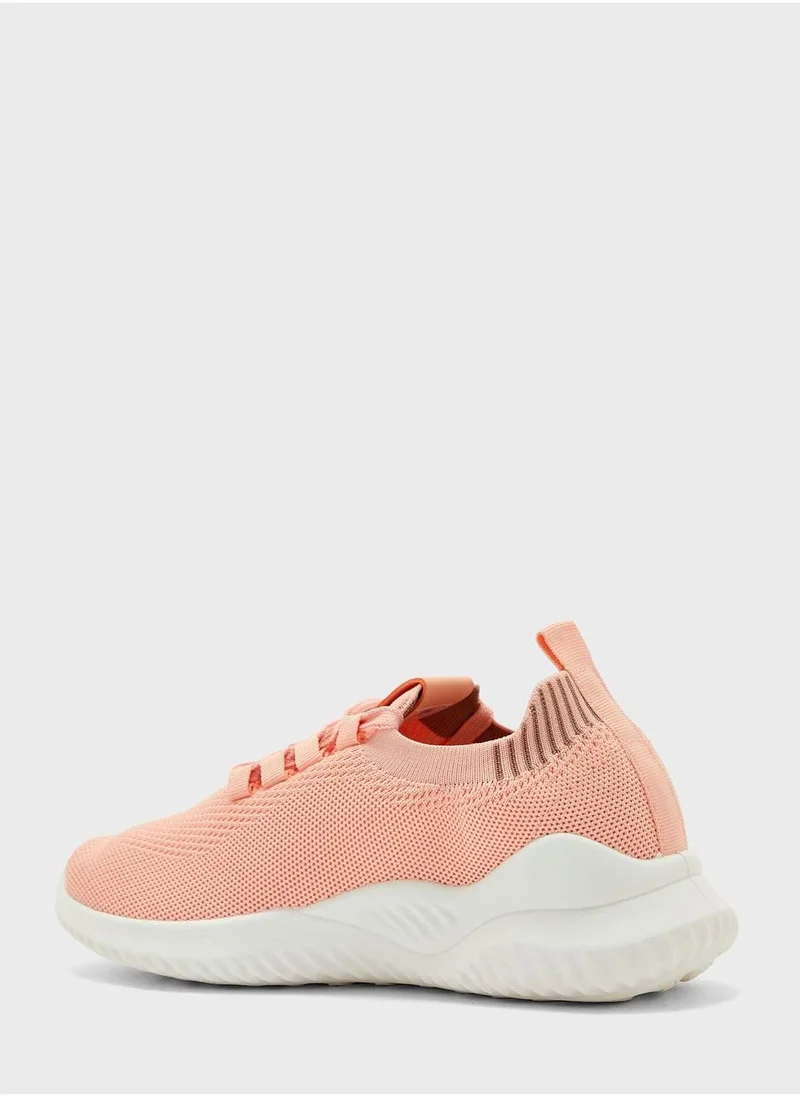 Oaklan by Shoexpress Lace Up Low Top Sneakers