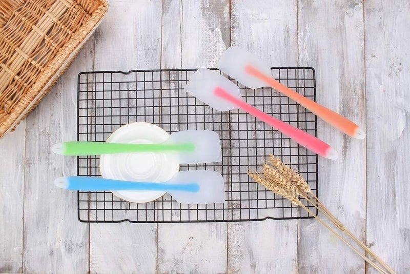 PUTHAK Silicone Spatula Heat Resistant Flexible Spatula 450F with Stainless Steel Core - Food Grade Premium Good Grip Kitchen Utensils - Seamless, Heavy Duty, BPA Free, Dishwasher Safe (Pack of 4) - Image 5