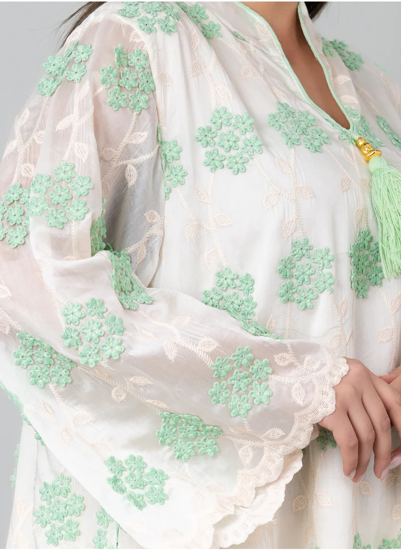 IKKXA Floral Aura Embroidered Jalabiya OMN03 Green