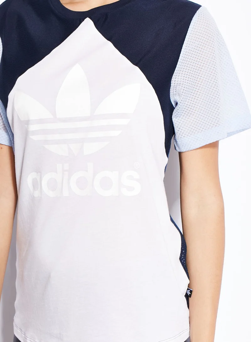 adidas Originals Helsinki Authentic T-Shirt