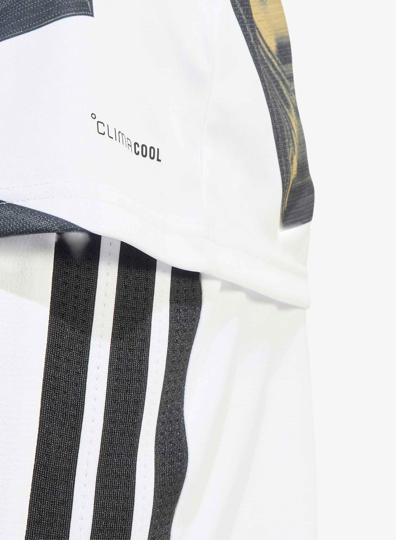 Adidas Juventus Pre-Match Jersey - Image 5