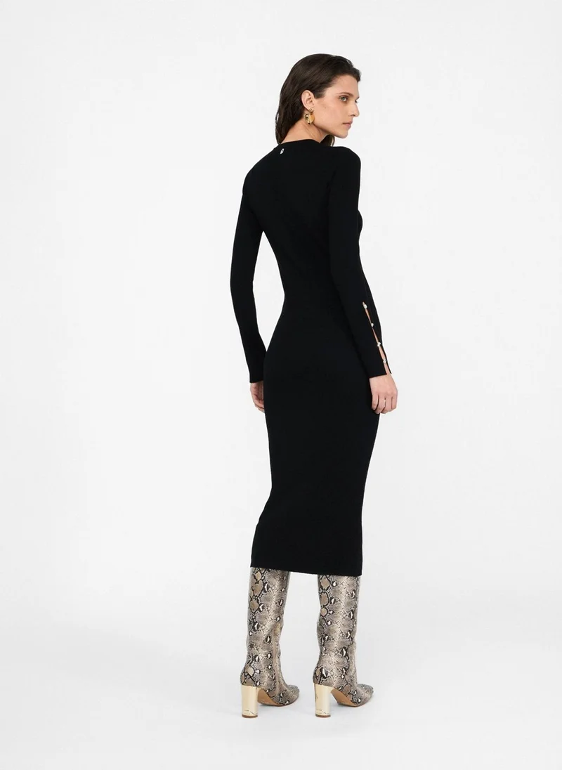 ليو جو فستان محبوك بأحجار كريمة