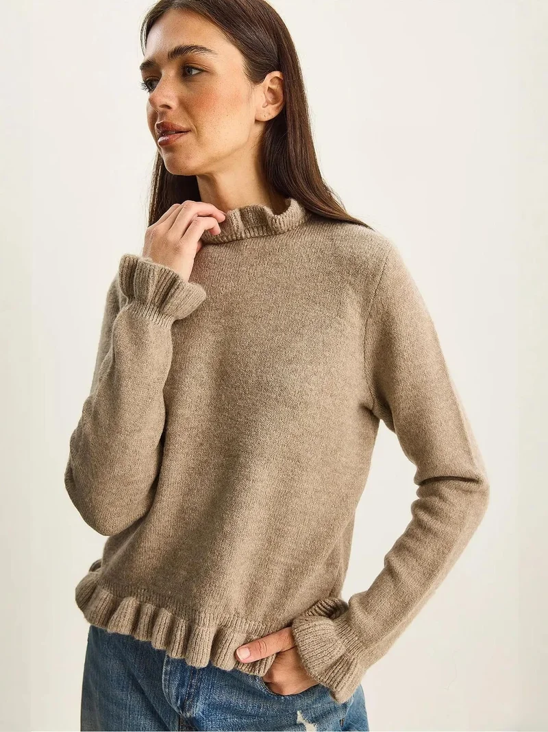 LUCCI Frilly Half Turtleneck Buttoned Knit Sweater