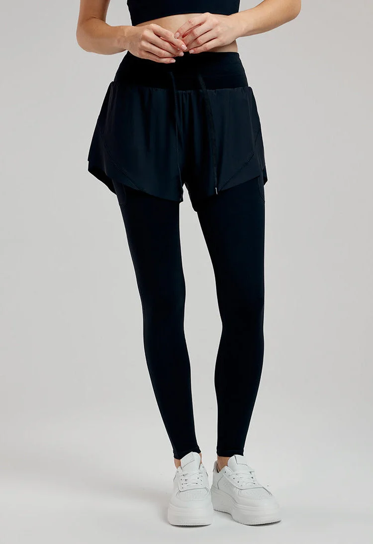 اس في ال Cora Leggings with Shorts