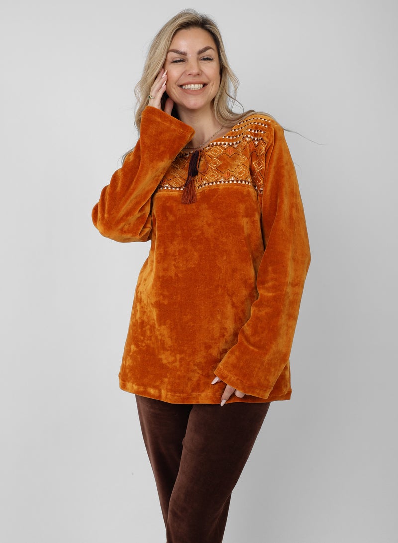zecotex  Elegance in Every Stitch – Velvet Pajamas with Exquisite Embroidery  - Image 5