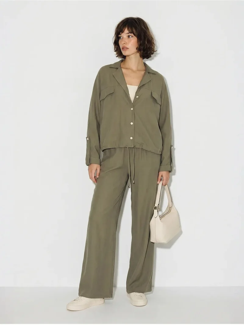 بيانكو لوتشي LUCCI Two-Piece Crepe Blouse And Wide-Leg Trousers