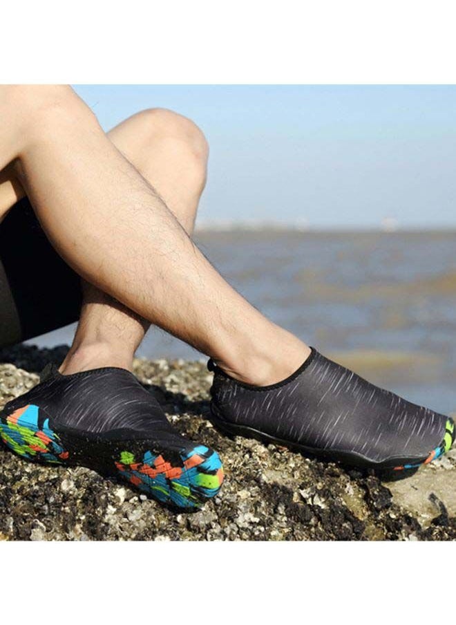 NIBEMINENT Pair Of Quick Dry Barefoot Water Shoes  - Image 2