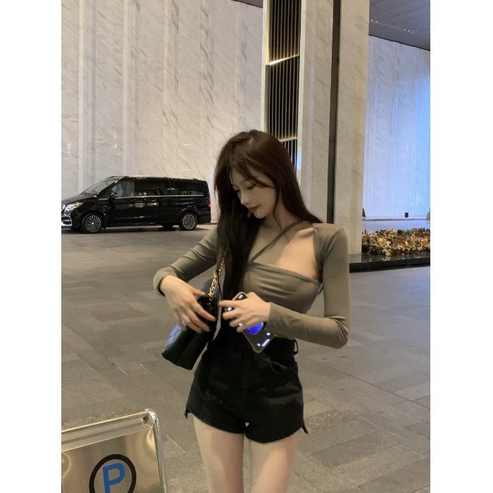 Autumn pure desire style T-shirt women's simple casual all-match slim-fit halter stitching fake two-piece top bottoming shirt women's fashion - Image 3