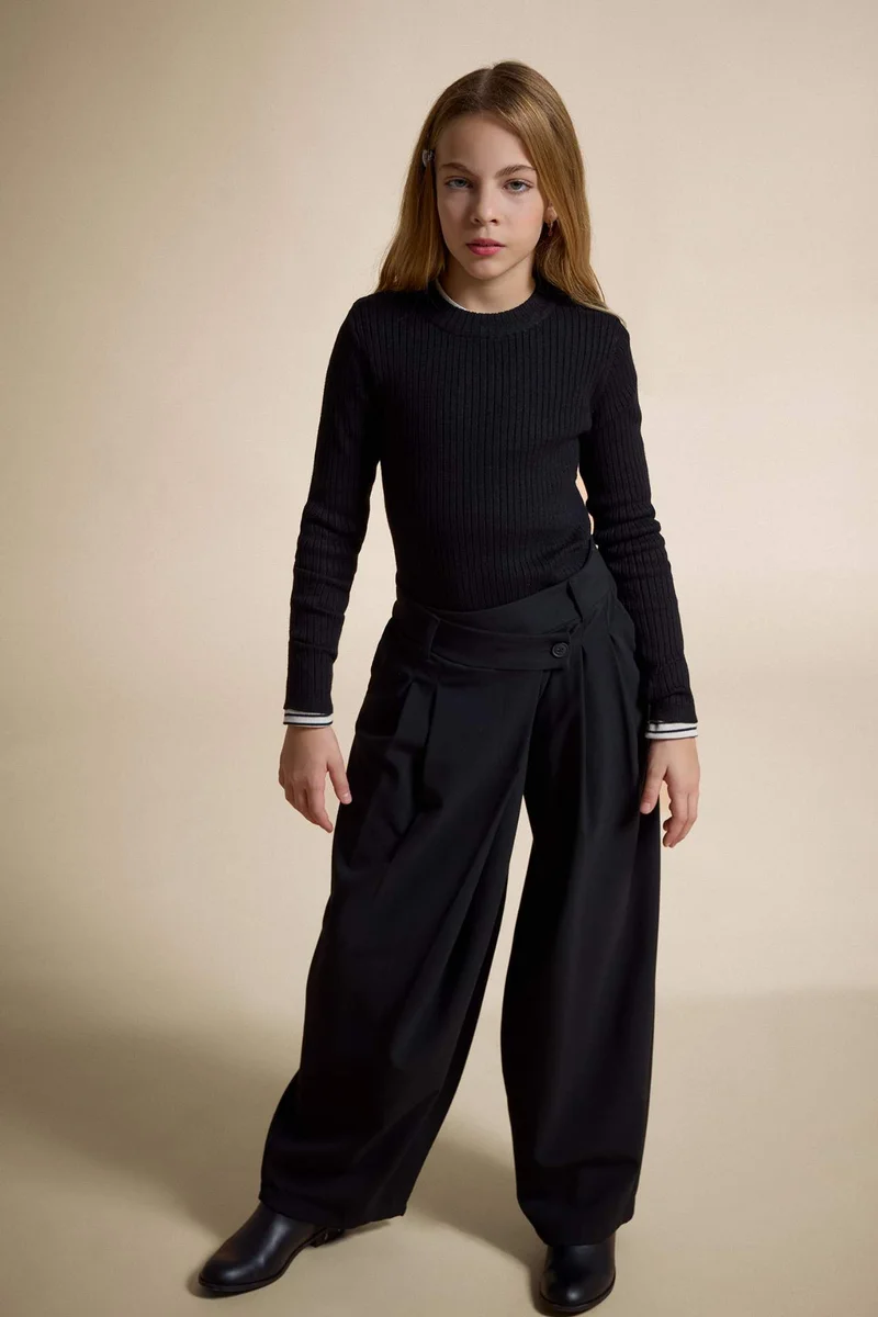 ديفاكتو Girl Slim Fit Crew Neck Knit Pullover