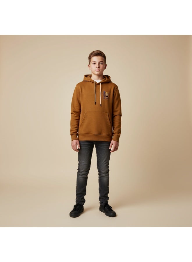 سيزار هودي اولادي  مزود بغطاء للرأس وطباعات علي الضهر والصدر - Image 3