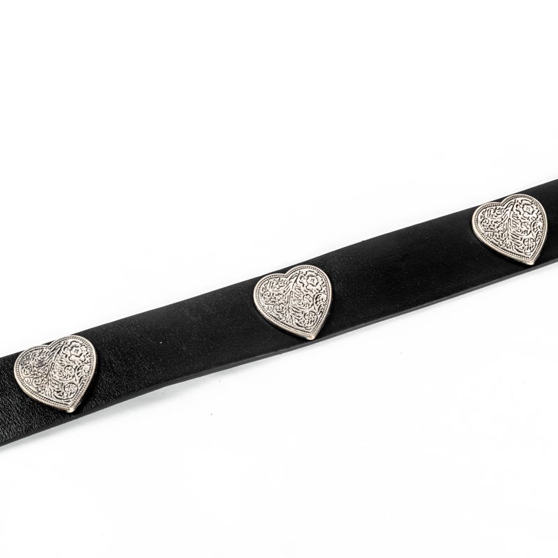 ذا بلاك بيرل اكسسوريز حزام جلد أسود حريمي شكل قلوب فضي - Image 4