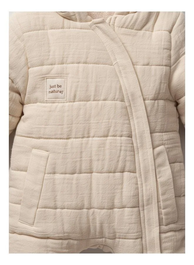 Magu Unisex Cream Quilted Hooded Baby Jumpsuit – Zippered, Pocketed, and Padded Model