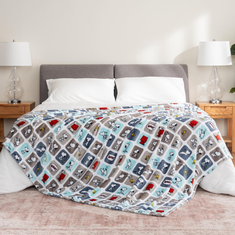 Berkshire Blanket PeanutsÂ® VelvetLoftÂ® Cute Character Snoopy Plush Blanket,Woof Blue,Full/Queen 90 in x 90 in (Official PeanutsÂ® Product) - Image 5