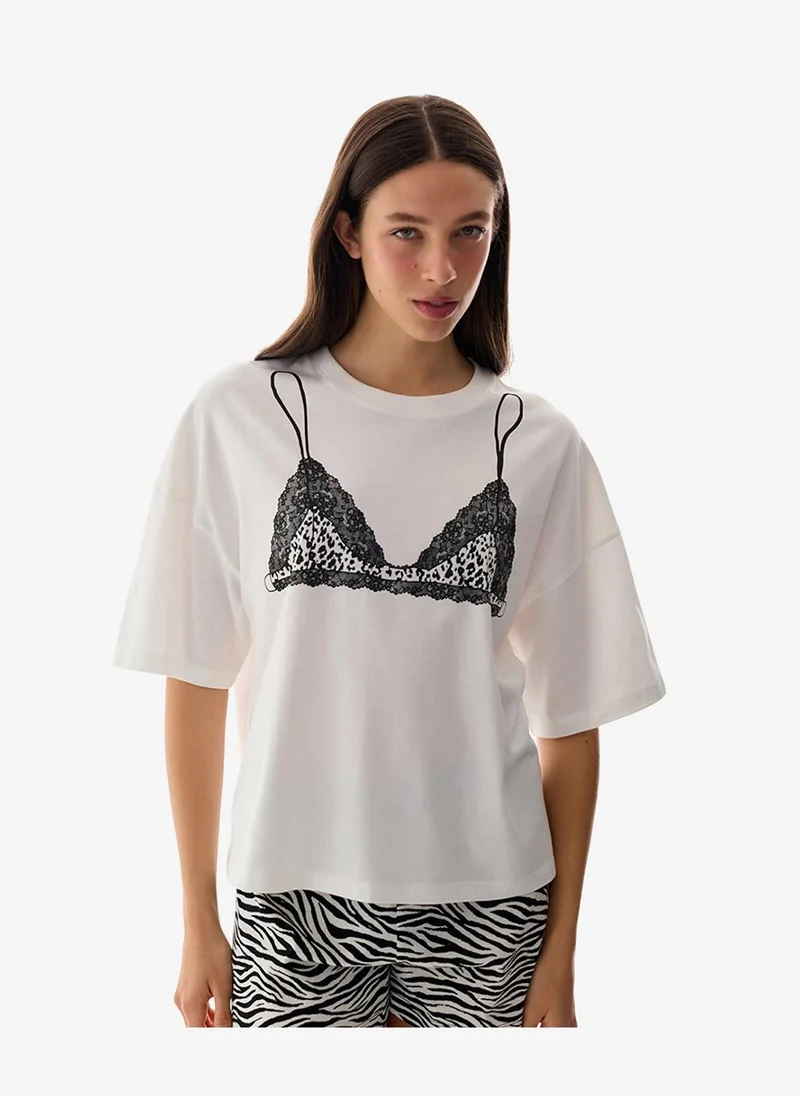 بنتي Women Stylish Short Sleeve White T-Shirt