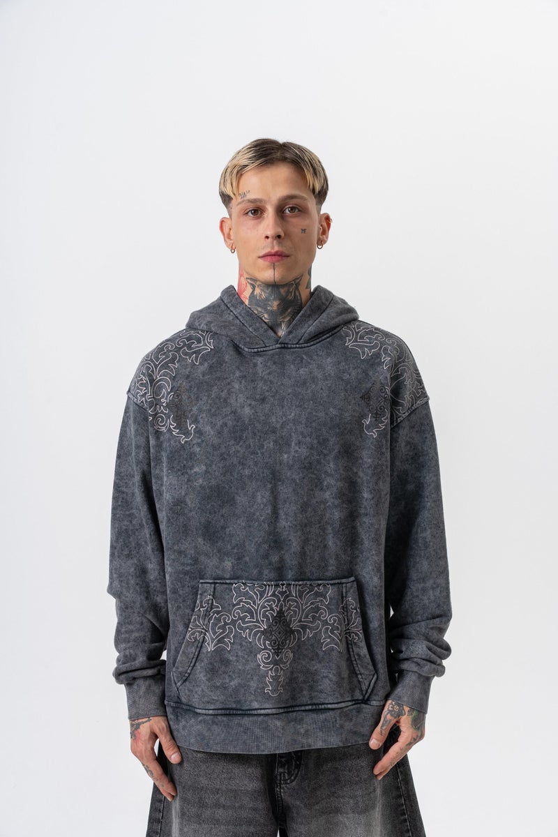 ريسباير هودي رجالي واسع (Oversize) بغطاء رأس مغسول ومطبوع برقم "10" لون أسود - Image 2