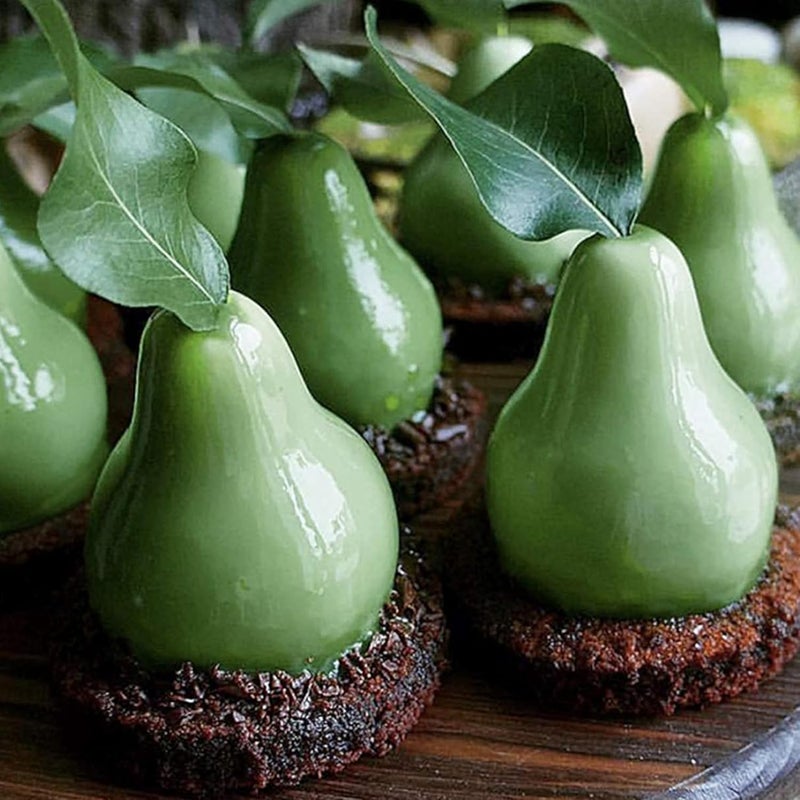OCPO Kitchen قالب سيليكون كمثرى ثلاثي الأبعاد من OCPO KITCHEN لخبز كيك الموس، قالب خبز سيليكون ثلاثي الأبعاد للحلويات، المعجنات، الشوكولاتة، الترافل، كب كيك، الجيلي، الكوكيز، البودينغ، تزيين الكيك، شكل كمثرى (15 تجويفًا) - Image 4