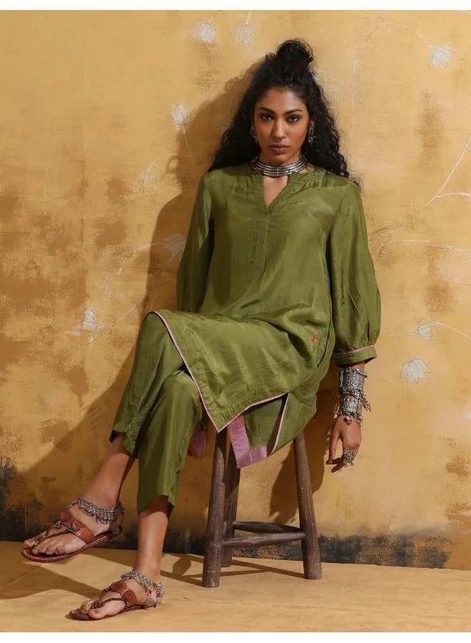 ترو برونز trueBrowns Green Muslin Silk Relaxed Kurta Co-ord Set