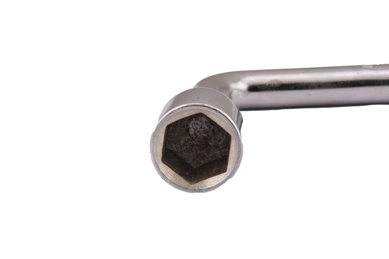 REVEX مفتاح L، مفتاح عجلة بزاوية من الصلب المطلي بالكروم – الحجم 17 مم، للسيارات، المرآب والاستخدام الصناعي – مفتاح صندوق مائل ثقيل للبراغي، الصواميل والعجلات (17 مم) - Image 3