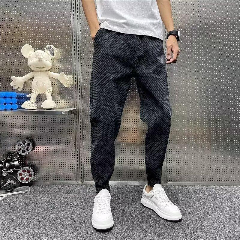 Unisex Classic Denim Jeans Loose Fit Daily Outdoor Wear - Image 3